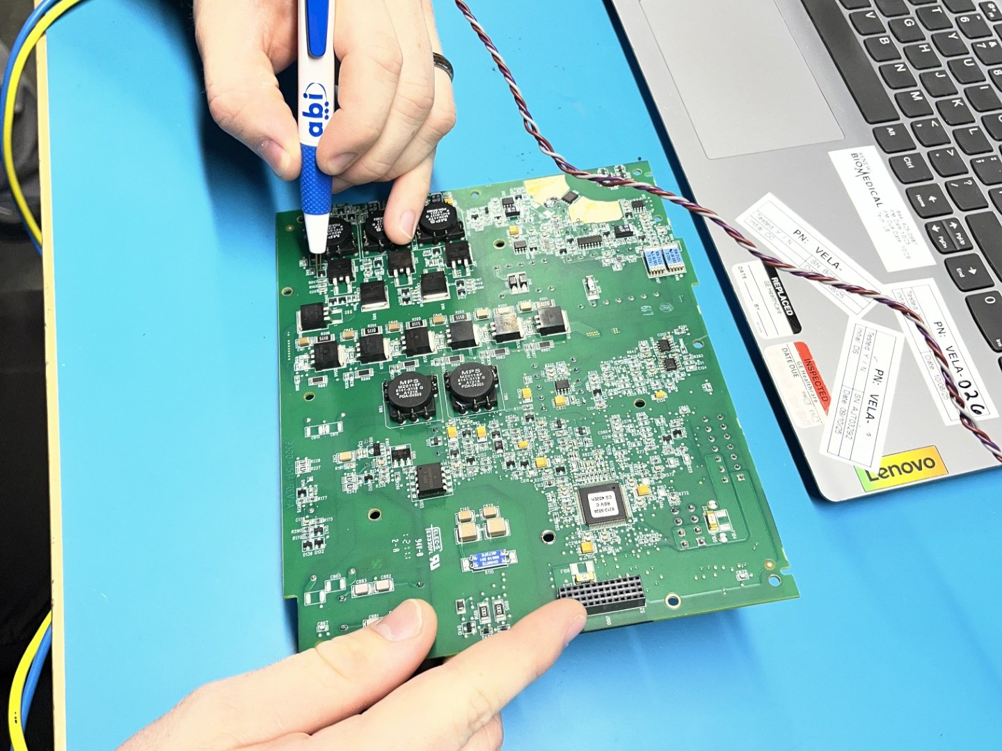 Probing a PCB with ABI BoardMaster Probing a Printed Circuit Board with ABI BoardMaster